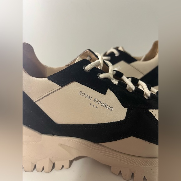 Royal Republiq Charge Oxford Sneaker - Picture 5 of 6